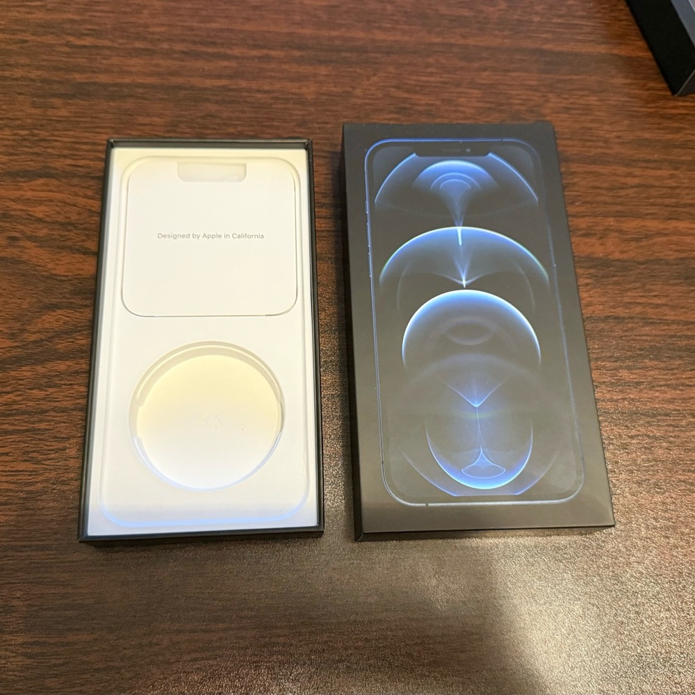 iPhone 12 Pro Max Box Blue